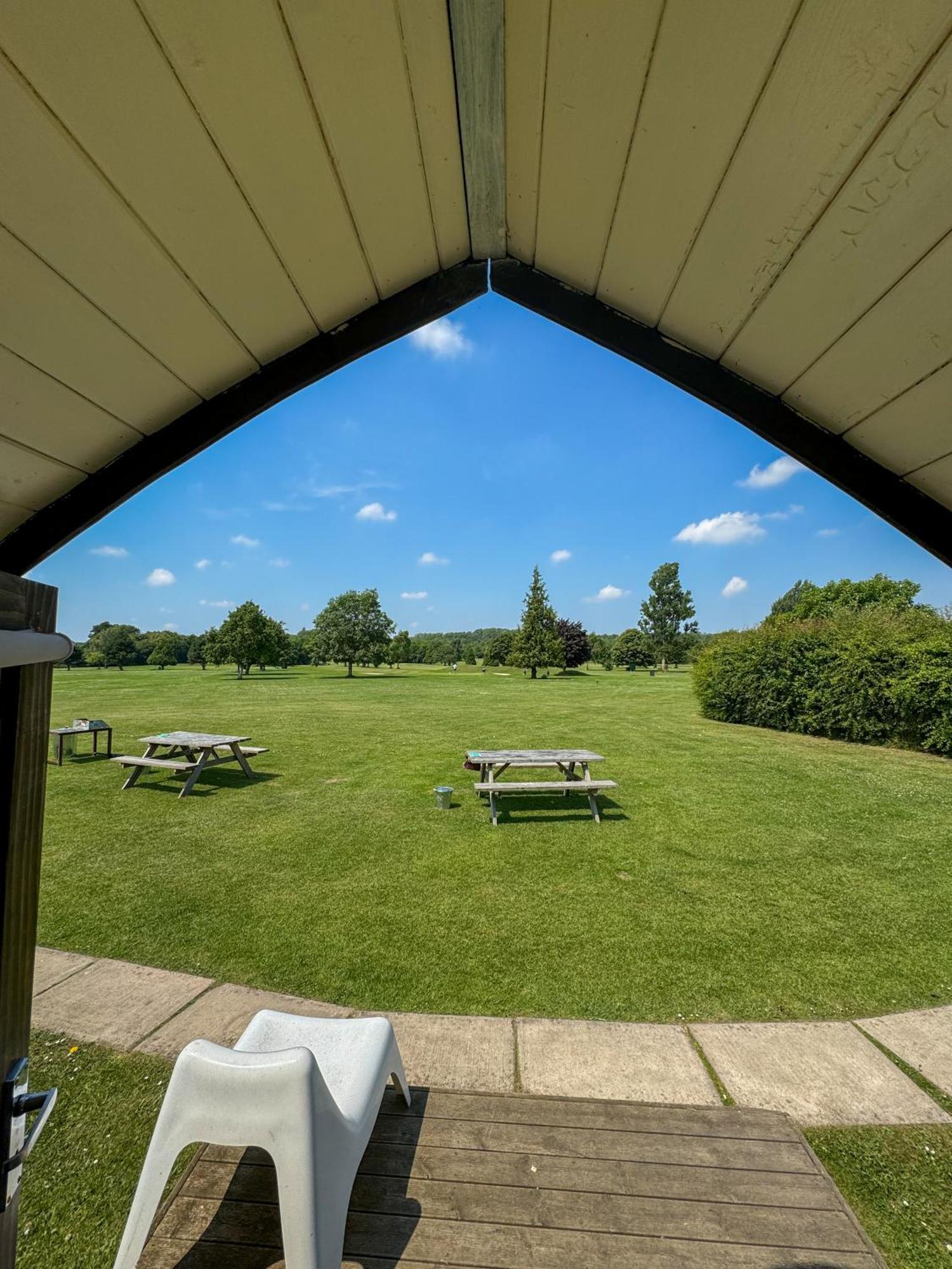 Rodway Hill Golf & Eco Pod Hotel Gloucester Exteriér fotografie